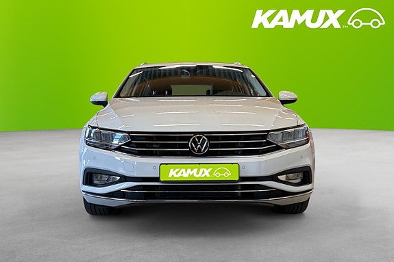 Volkswagen Passat 6 of 21