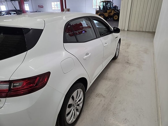 Renault Megane 6 of 10