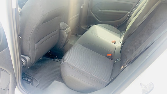 Peugeot 308 13 of 15