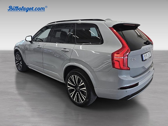 Volvo XC90 4 of 5