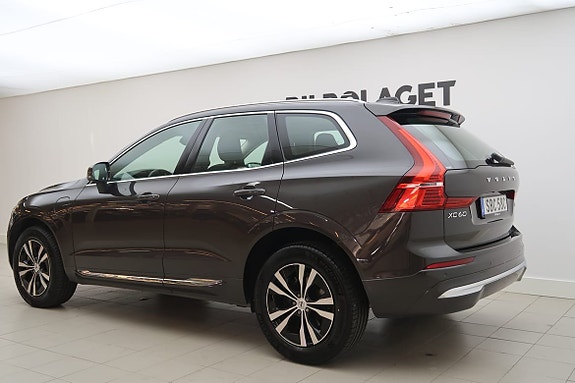 Volvo XC60 3 of 5