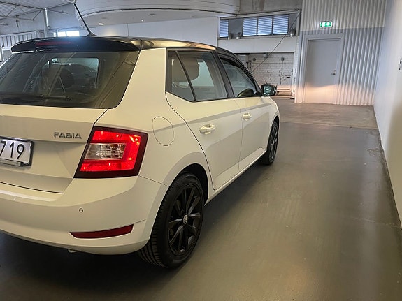 Skoda Fabia 5 of 5