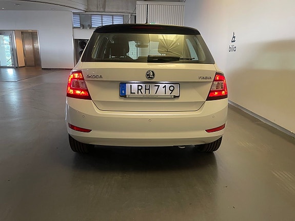 Skoda Fabia 4 of 5