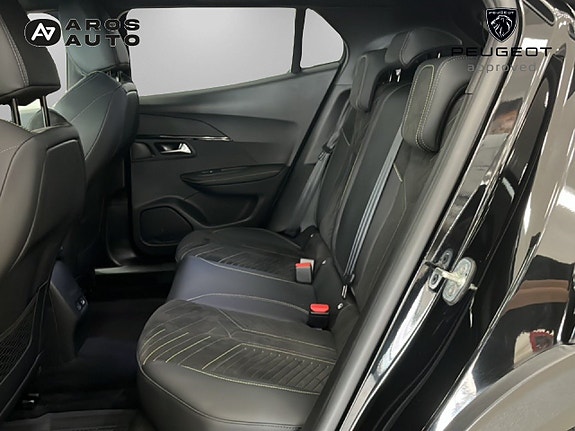 Peugeot 2008 13 of 14