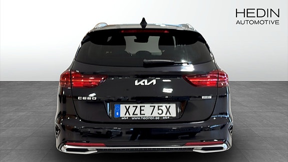 Kia Ceed 3 of 7