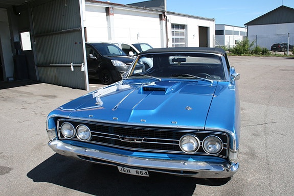 Ford Torino 13 of 26