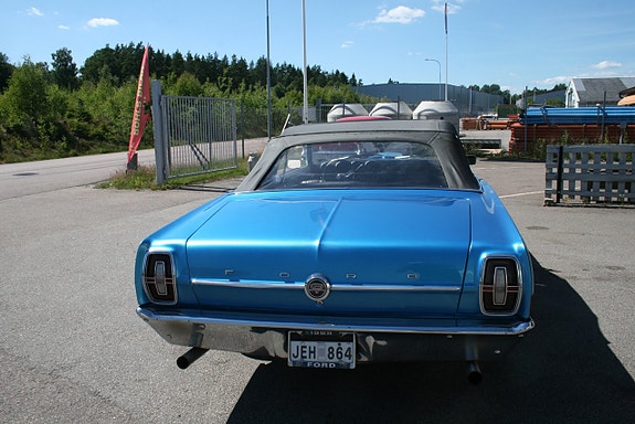 Ford Torino 10 of 26