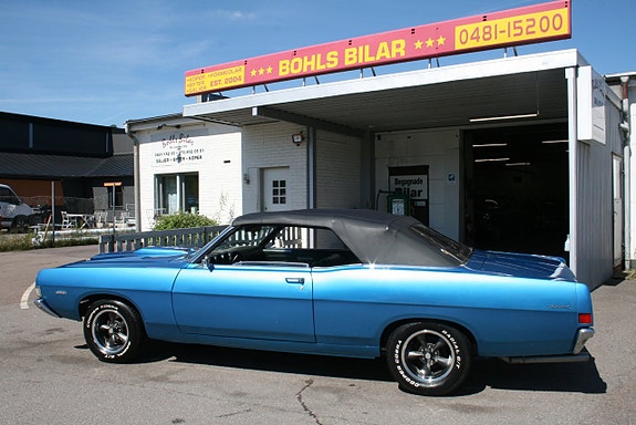 Ford Torino 11 of 26