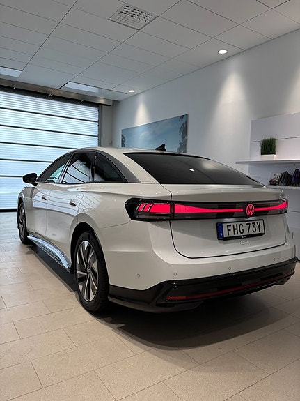 Volkswagen ID.7 5 of 5