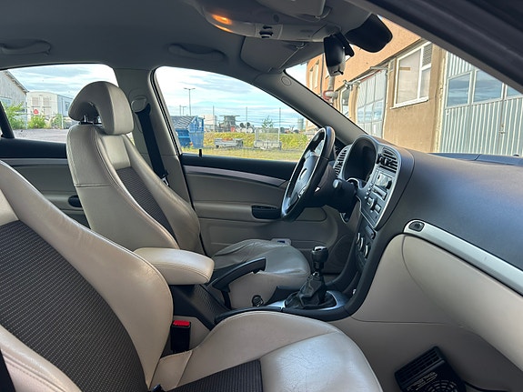 Saab 9-3 11 of 12