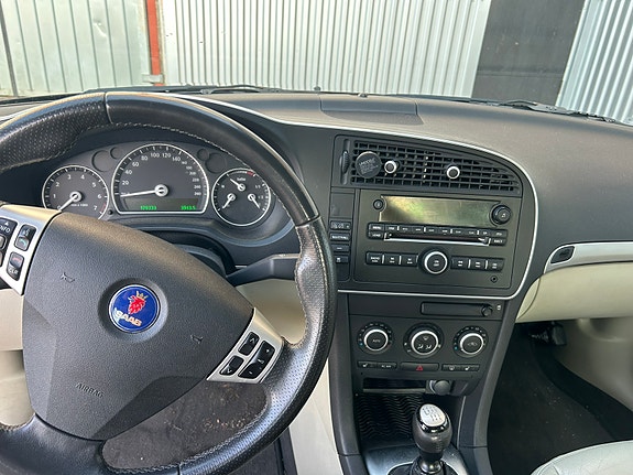 Saab 9-3 12 of 12