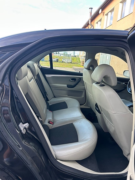 Saab 9-3 10 of 12