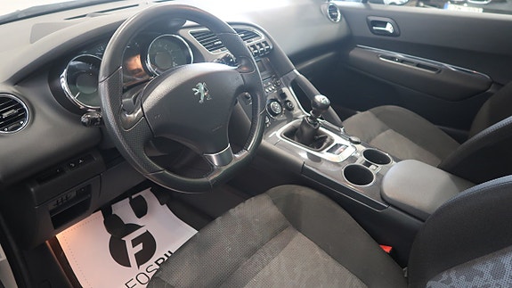 Peugeot 3008 9 of 17