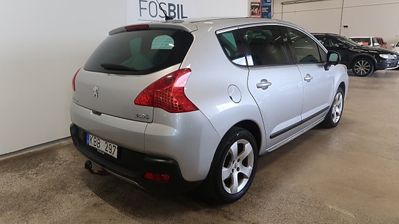 Peugeot 3008 4 of 17