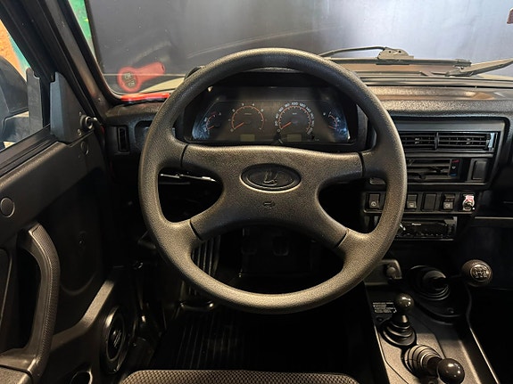 Lada Niva 16 of 19