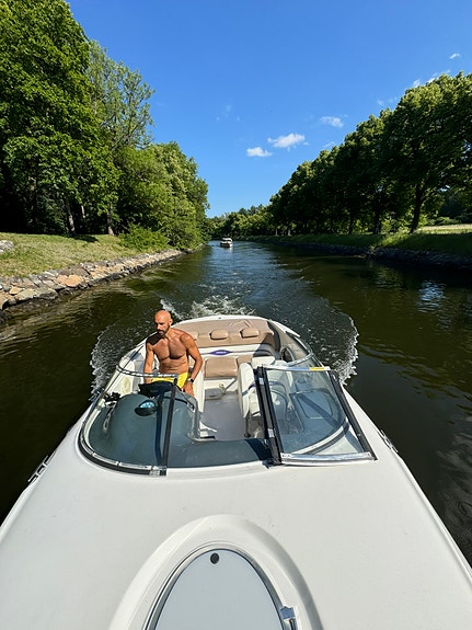 Arriva 2552 Special Edition 1997 – MerCruiser 502 MPI – Välutrustad och servad 4 of 5