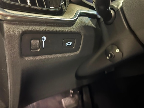 Volvo V60 Cross Country 16 of 20