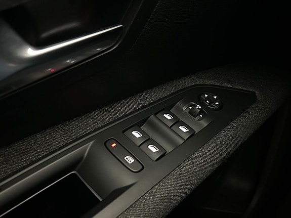 Peugeot 5008 9 of 20