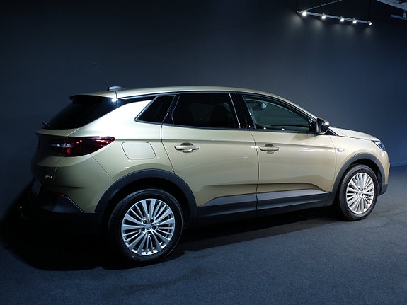 Opel Grandland X 8 of 8