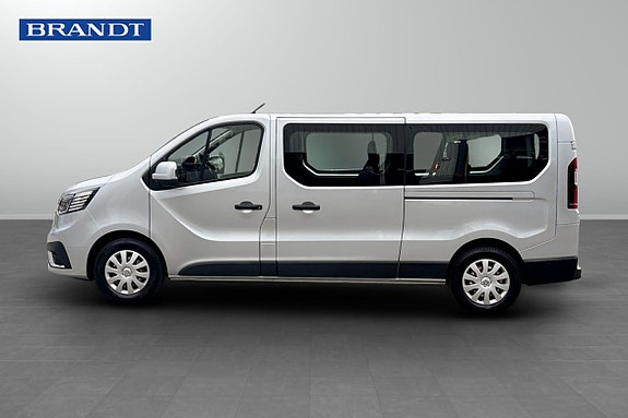 Renault Trafic 3 of 5