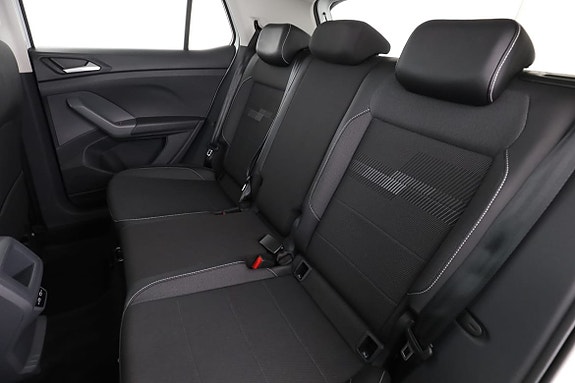 Volkswagen T-Cross 15 of 30