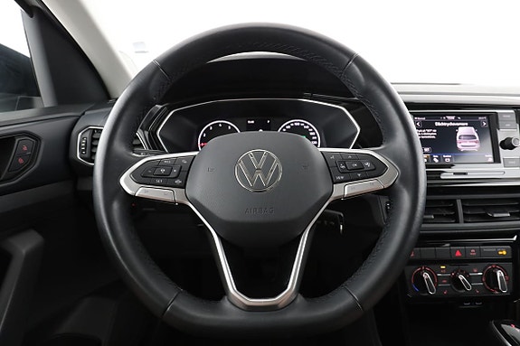 Volkswagen T-Cross 19 of 30