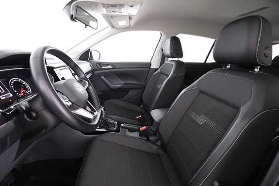 Volkswagen T-Cross 11 of 30
