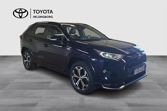 Toyota RAV4 3 of 5