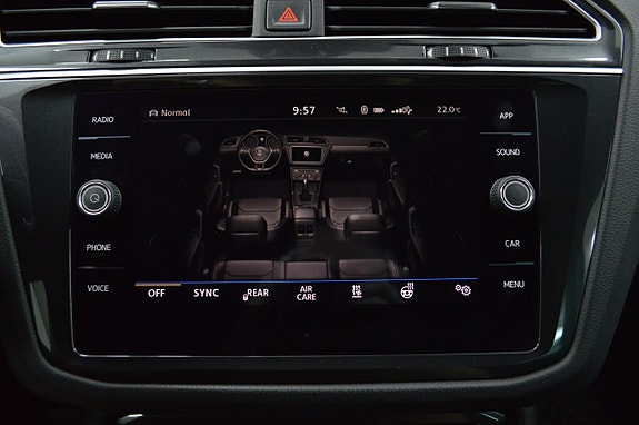 Volkswagen Tiguan 17 of 27