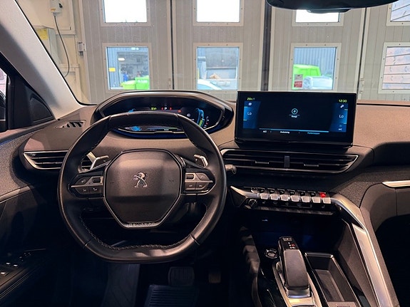 Peugeot 3008 8 of 27