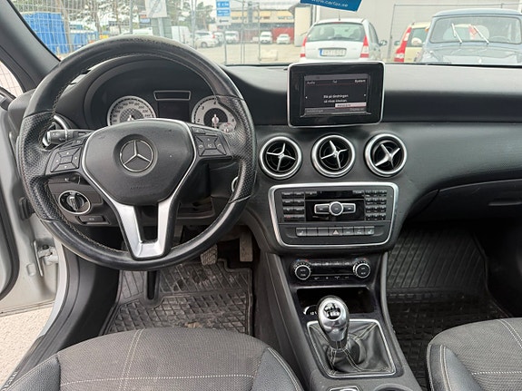 Mercedes-Benz A180 9 of 22