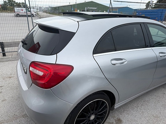 Mercedes-Benz A180 6 of 22