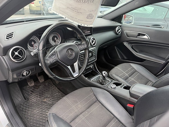 Mercedes-Benz A180 22 of 22