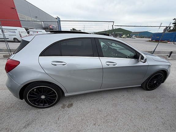 Mercedes-Benz A180 14 of 22