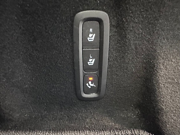 Volvo XC60 6 of 10