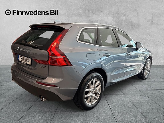 Volvo XC60 3 of 5