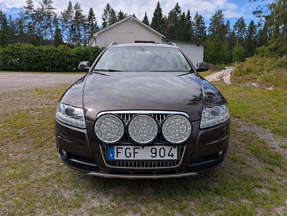 Audi A6 allroad 5 of 5