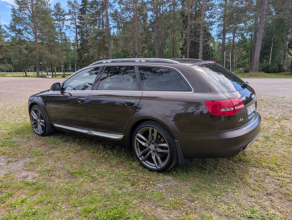 Audi A6 allroad 3 of 5