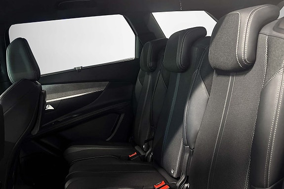Peugeot 5008 13 of 13