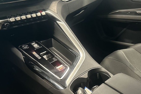Peugeot 5008 7 of 13