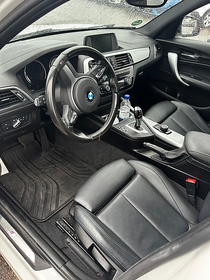 BMW 120i 6 of 7