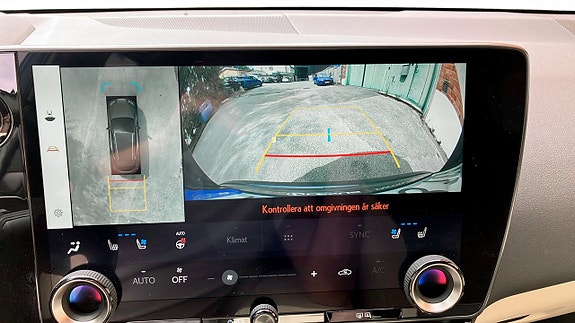 Lexus NX450h+ 9 of 14