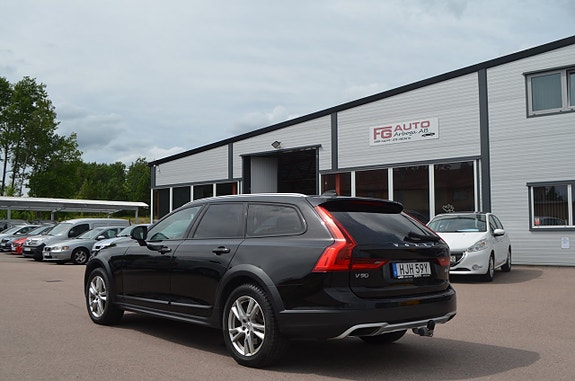 Volvo V90 Cross Country 5 of 5