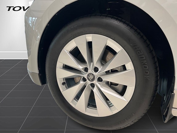 Skoda Enyaq 7 of 23