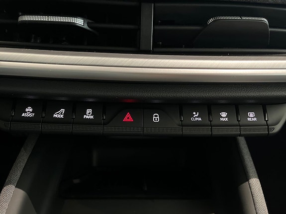 Skoda Enyaq 12 of 23