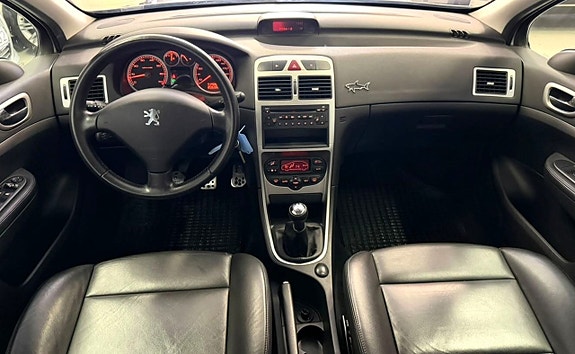 Peugeot 307 11 of 18