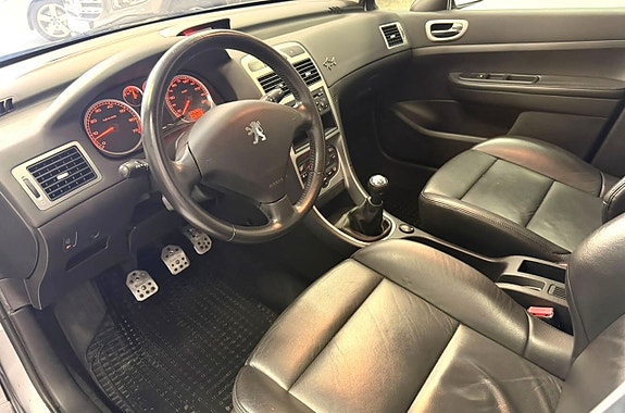 Peugeot 307 8 of 18