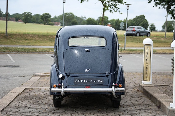 Ford Prefect 6 of 14