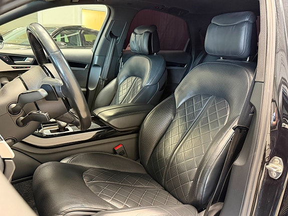 Audi A8 18 of 23