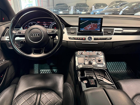 Audi A8 11 of 23